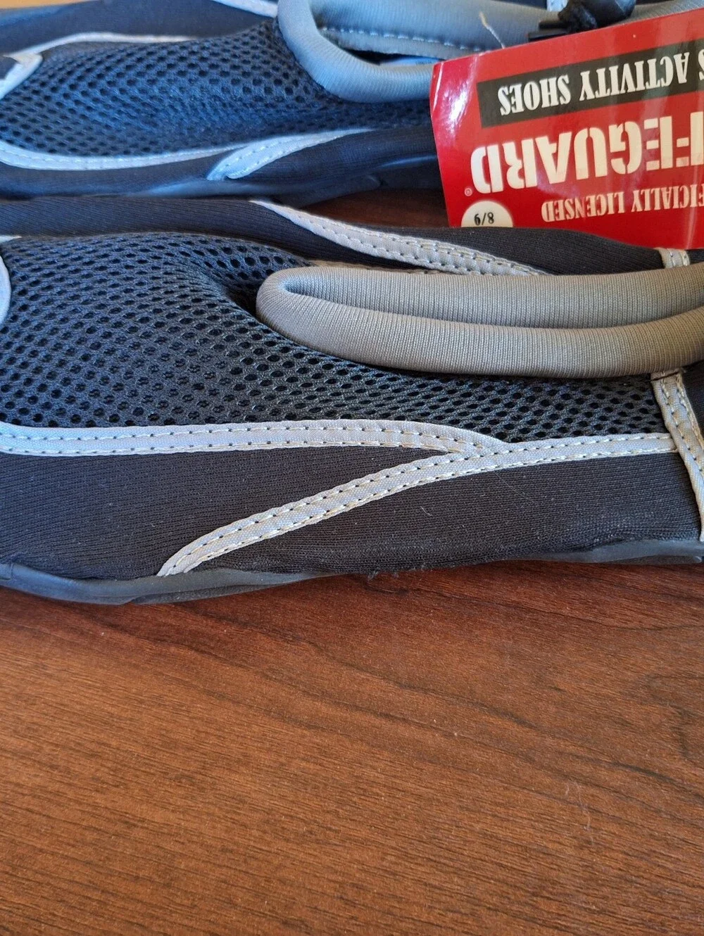 NWT Official Lifeguard Men's Activity Water Shoes – Black/Gray Size Medium (8-9)